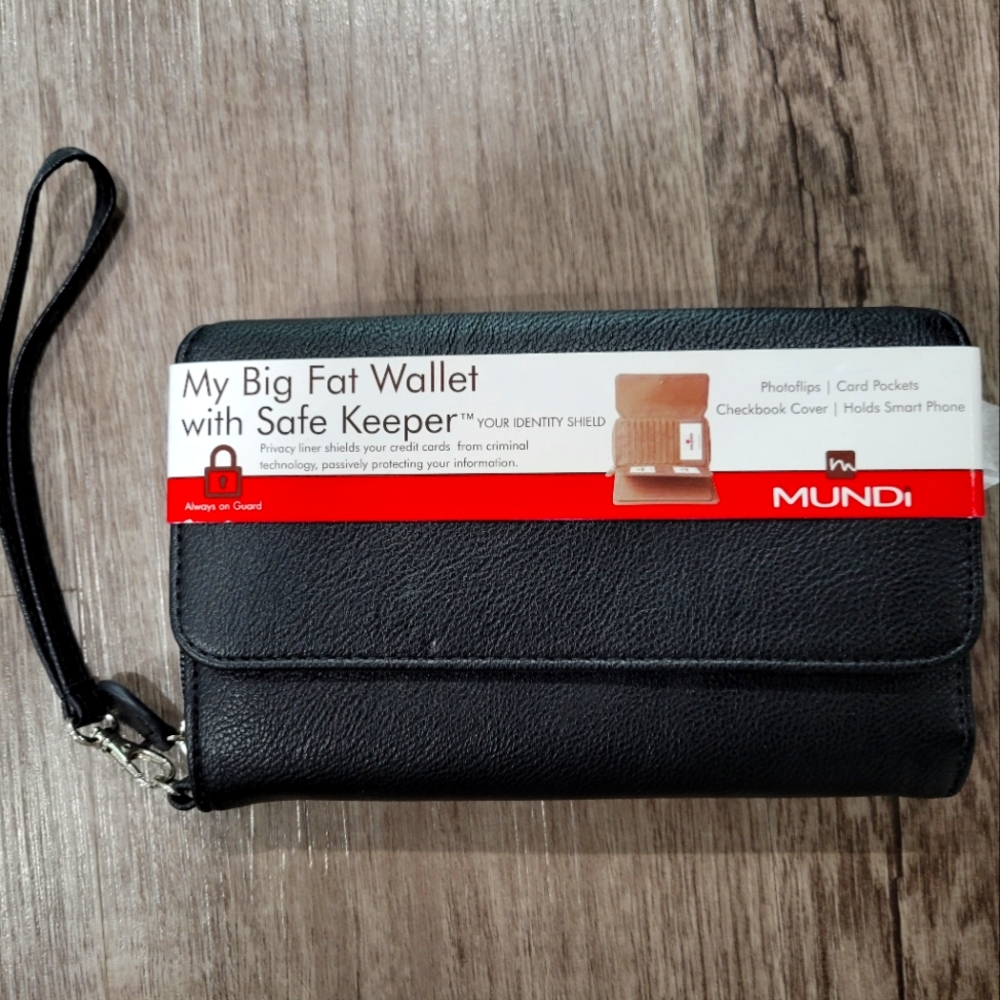 MUNDI My Big Fat Wallet with Safe Keeper
